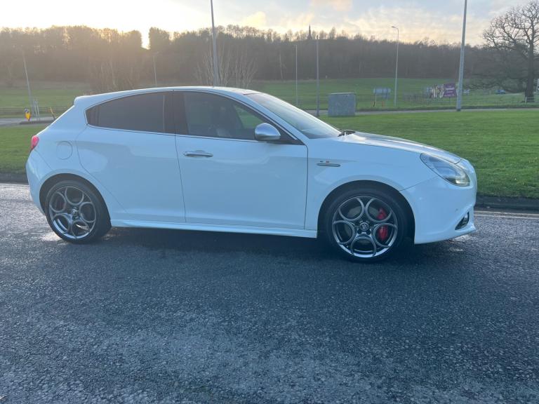 2014 Alfa Romeo Giulietta 1.4 TB MultiAir Exclusive 5dr TCT HATCHBACK Petrol Manual