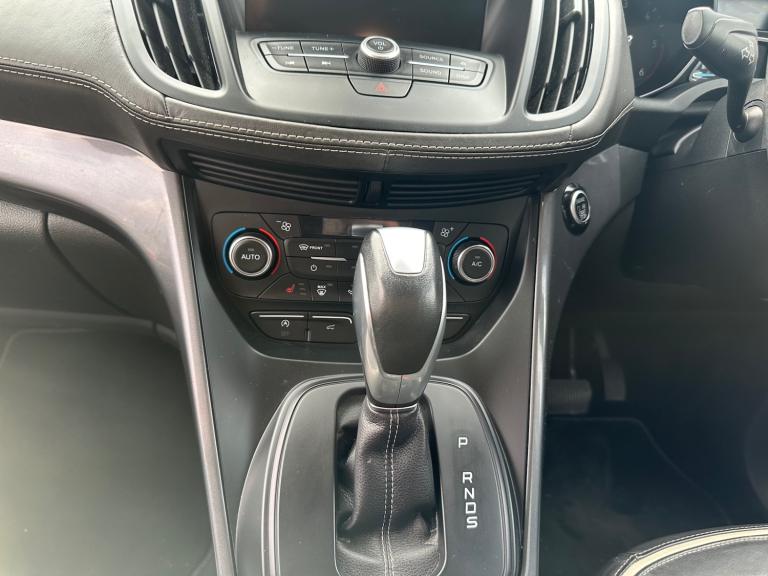 2017 Ford Kuga 2.0 TDCi 180 5dr Auto HATCHBACK Diesel Automatic