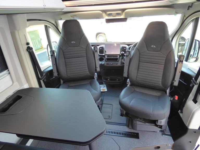 Adria Twin Supreme 640 SLB DIESEL AUTOMATIC 2025