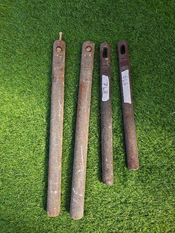 2 x 12lb (5.5kg each) 1 x 7lb (3kg)  1 x 6lb (2.6kg) sash window weight