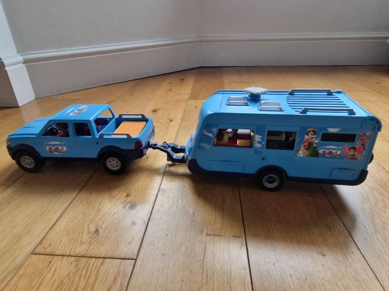 Playmobil pickup and camper 9502