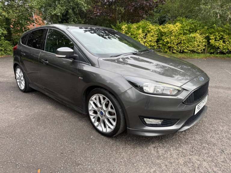 2017 Ford Focus 1.0T EcoBoost ST-Line Euro 6 (s/s) 5dr HATCHBACK Petrol Manual