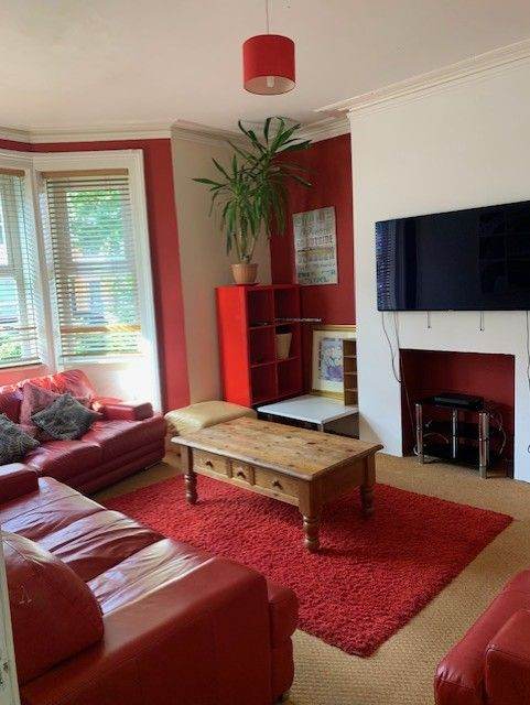 Rooms to rent in comfortable shared house in Eastbourne