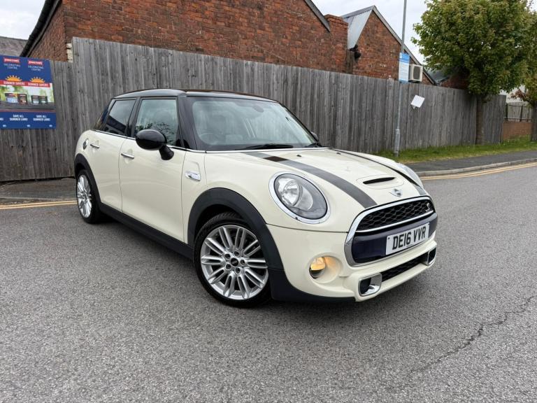 2016 MINI Hatch 2.0 Cooper S 5dr HATCHBACK Petrol Manual