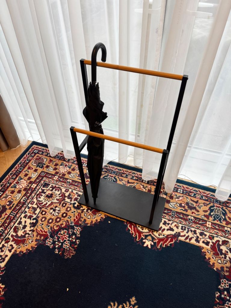 Umbrella holder