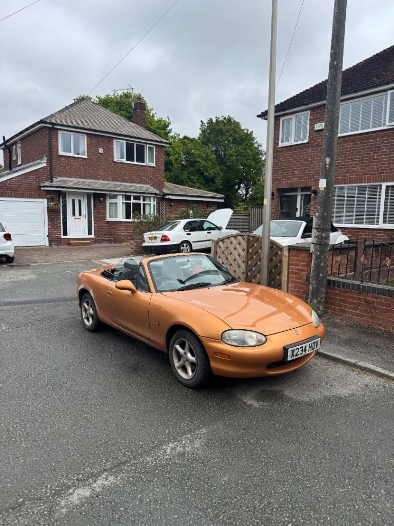 Mazda, MX-5, Convertible, 2000, Manual, 1598 (cc), 2 doors