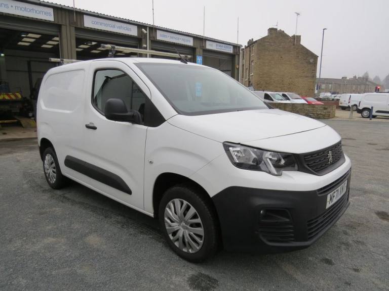 2021 Peugeot Partner 1000 1.5 BlueHDi 100 Professional Premium Van PANEL VAN DIESEL Manual