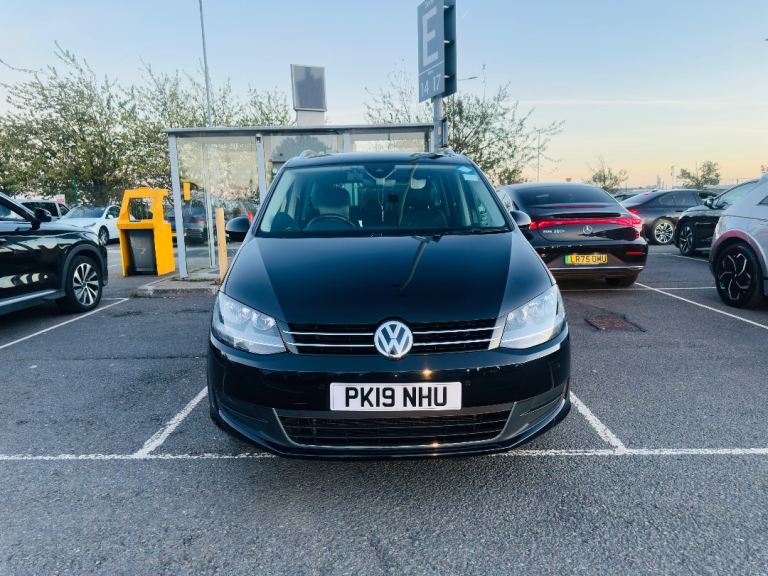 Volkswagen, SHARAN, MPV, 2019, Semi-Auto, 1968 (cc), 5 doors