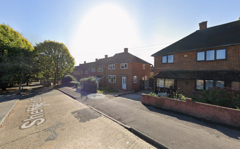 BENEFITS ACCEPTED - Studio Flat Available in Romford Havering RM3