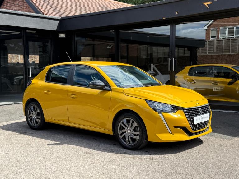 LEFT HAND DRIVE 2023 PEUGEOT 208 1.2 PETROL HYBRID 45K MILES BELGIUM REG LHD