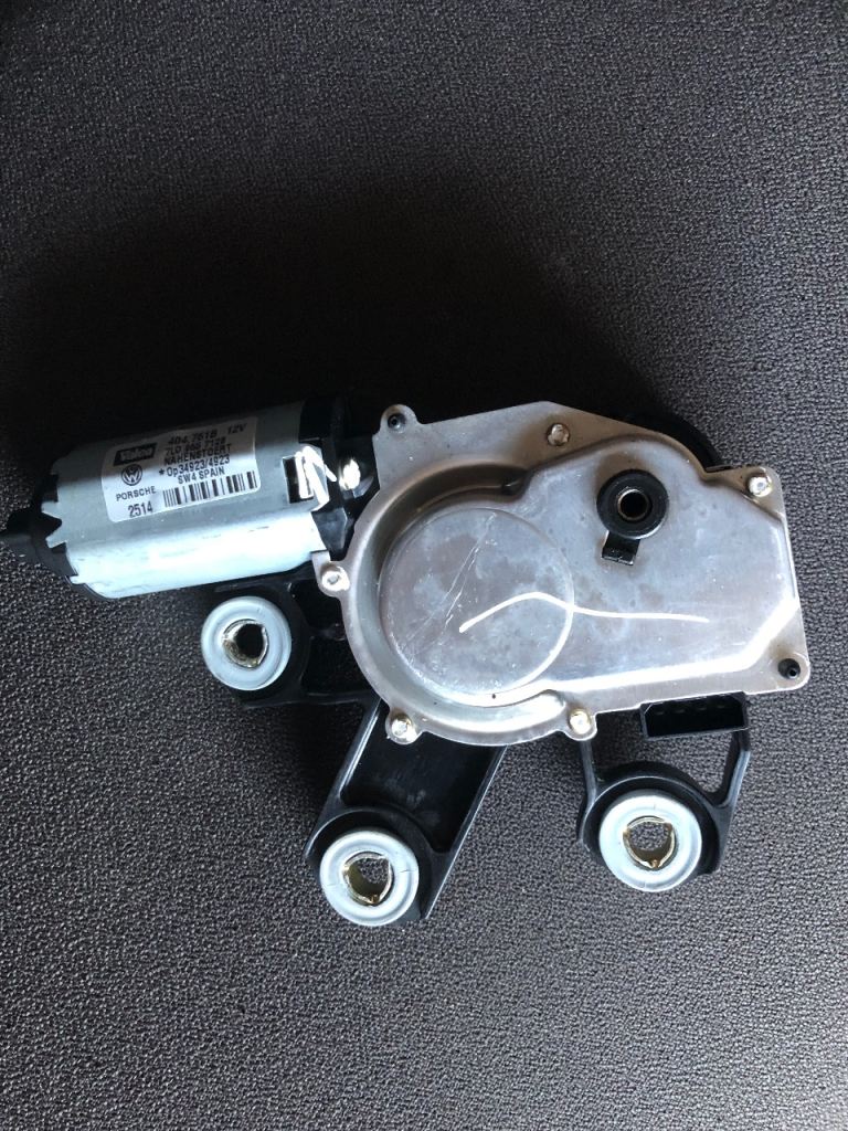 🔥 Porsche Cayenne/VW Touareg Rear Tailgate Window Wiper Motor