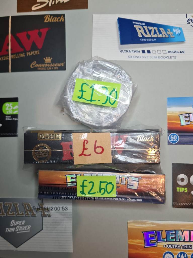 DISCOUNTED KINGSIZE PAPER AND GRINDER PACK
