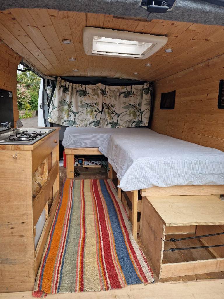 Renault TRAFIC camper van conversion