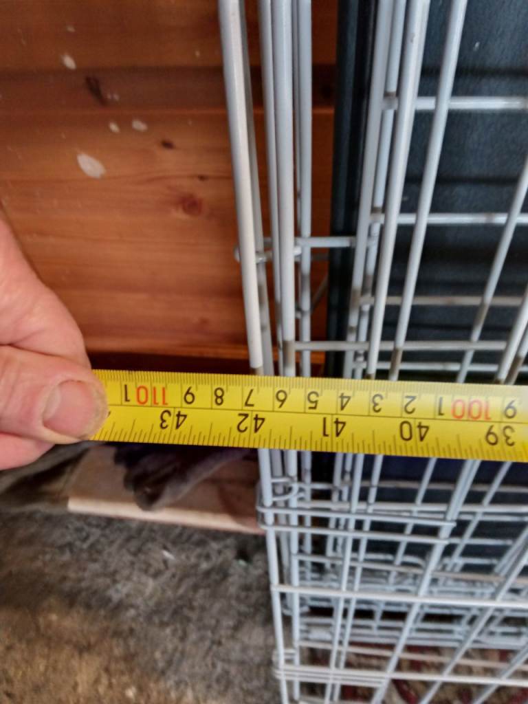 Training crate. Cage puppy  dog Two sizes. Medium and large 