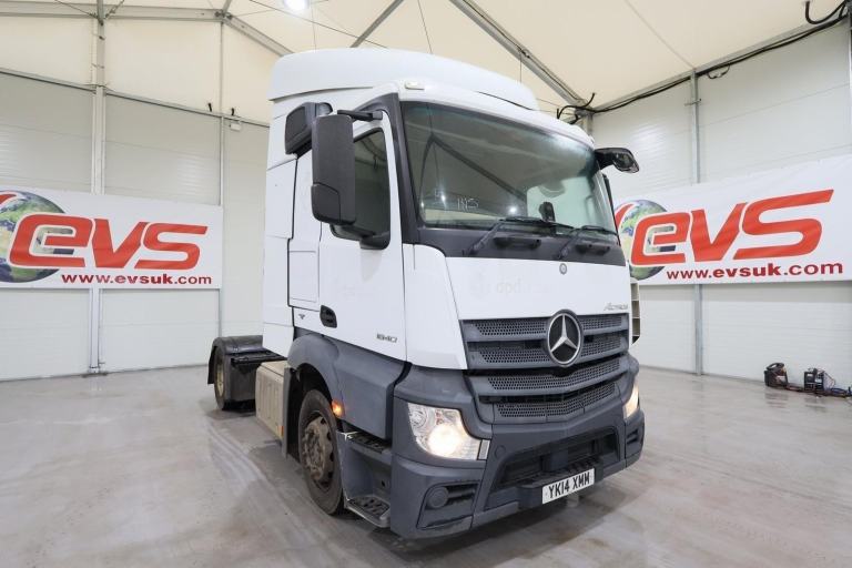 2014 (14 PLATE) Mercedes Benz ACTROS 1840 4x2 Euro 6 Tractor Units