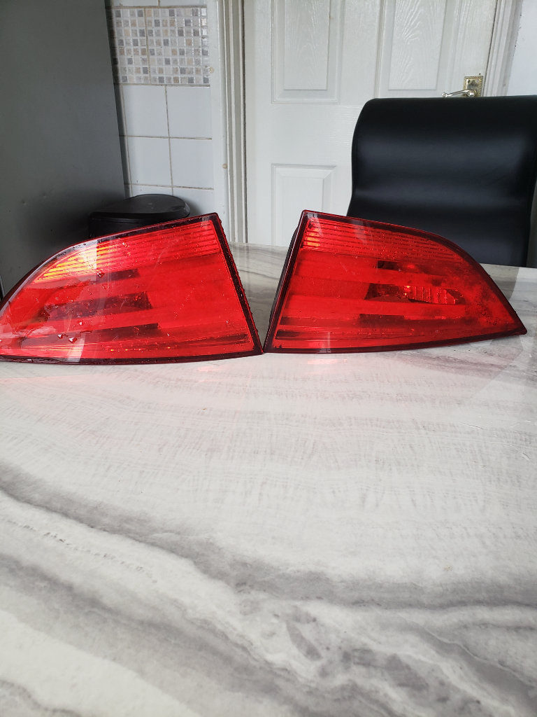 Bmw 3series tailgate light