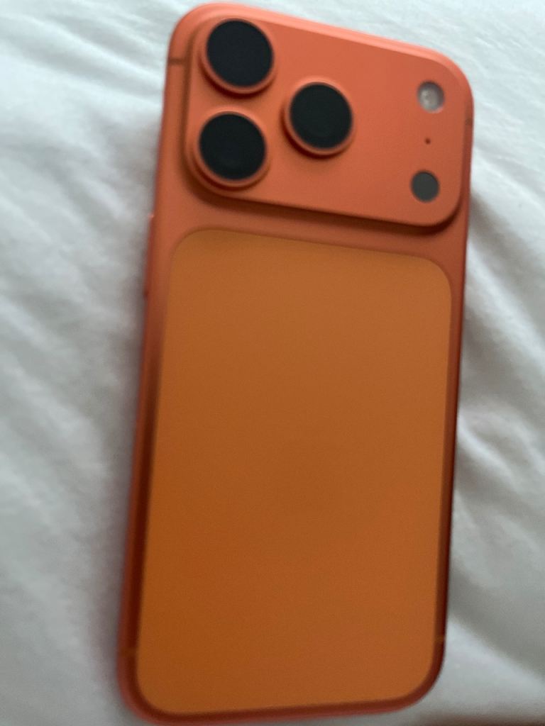 Apple iPhone 17 Pro – Orange, As Good As New 256gb 