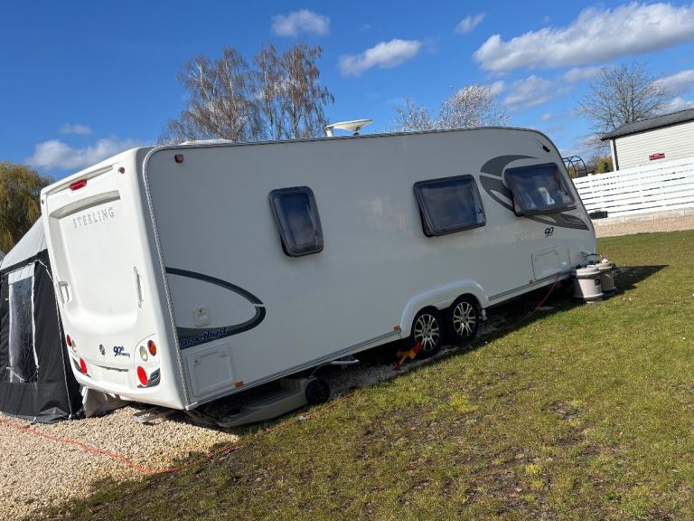 Twin axle sterling eccles amethyst 6 berth touring caravan