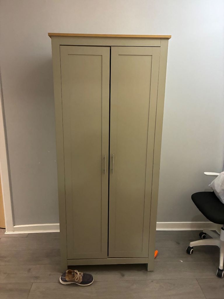 Wardrobe - free to pick up today