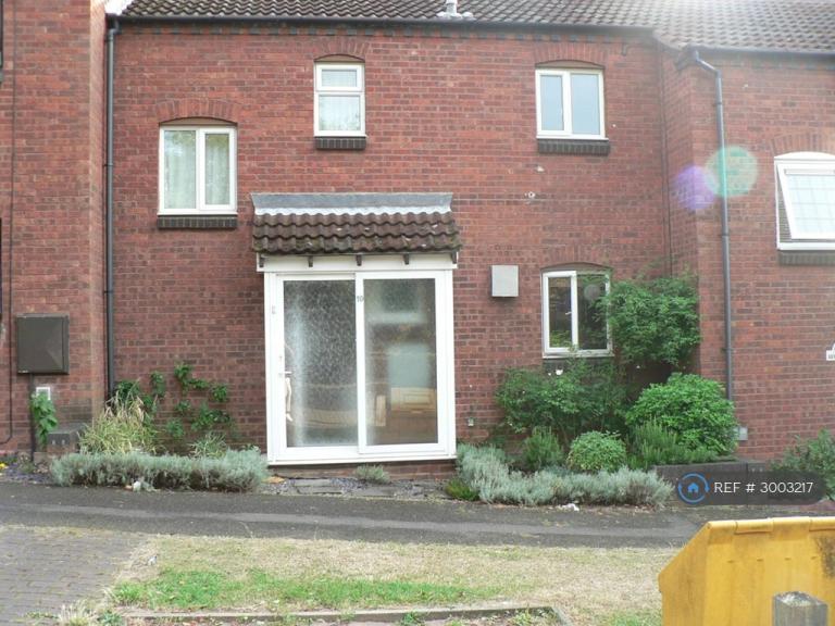 4 bedroom house in Albion Court, Luton, LU2 (4 bed) (#3003217)