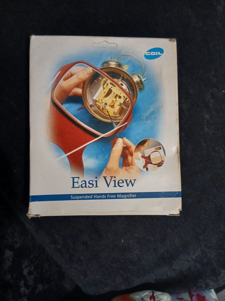 COIL Easi View Suspended Hands Free Magnifier – Boxed