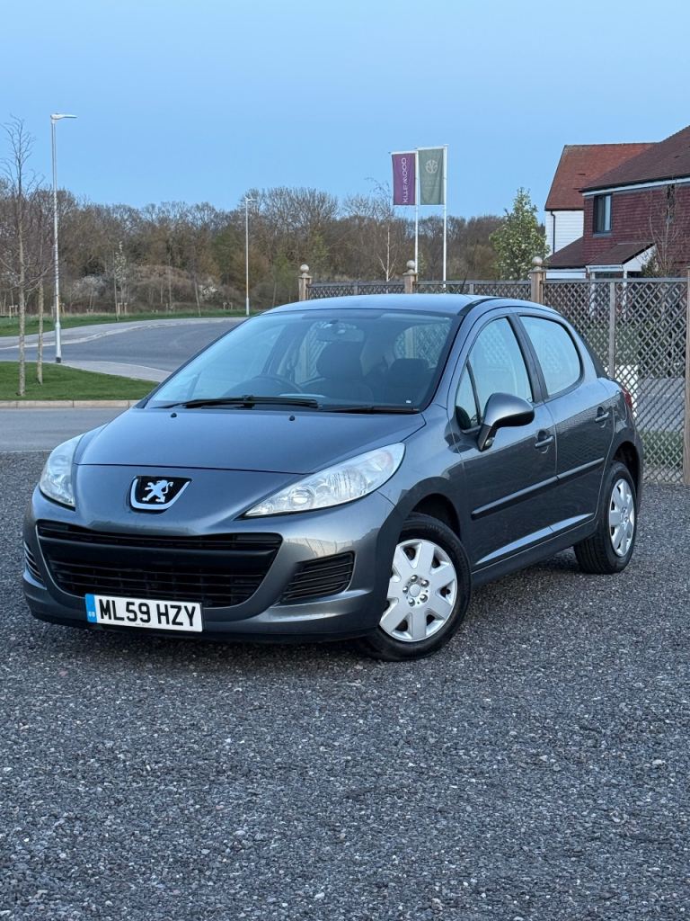 Pergeout 207 2011 1.4 petrol