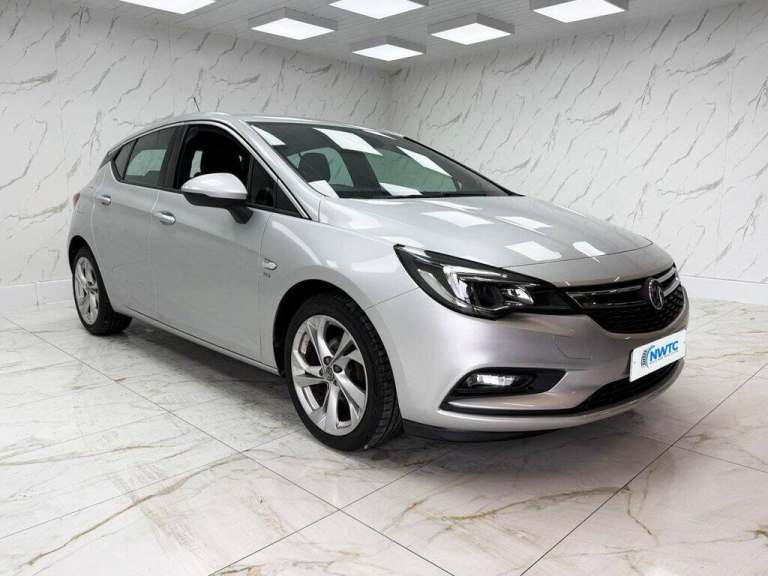 2017 Vauxhall Astra 1.4i SRi Hatchback 5dr Petrol Manual Euro 6 (100 ps)  Hatchback Petrol Manual