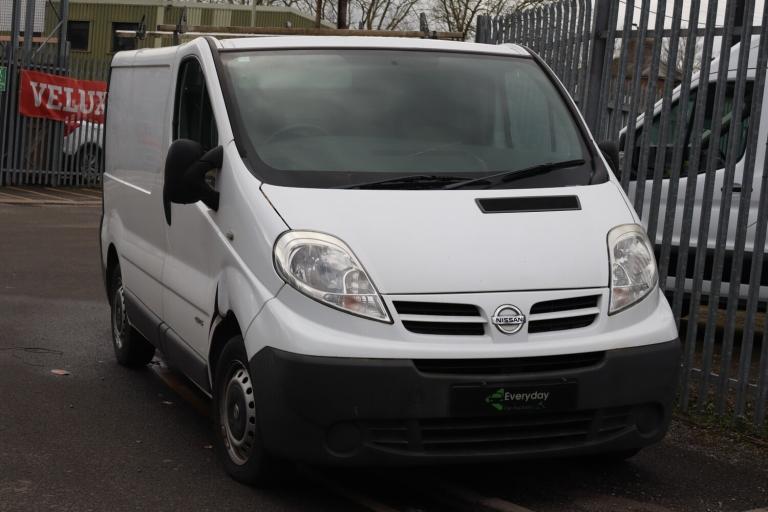 2007 Nissan Primastar 2.0 dCi SE Van 115ps **SPARE OR REPAIR** PANEL VAN Diesel Manual