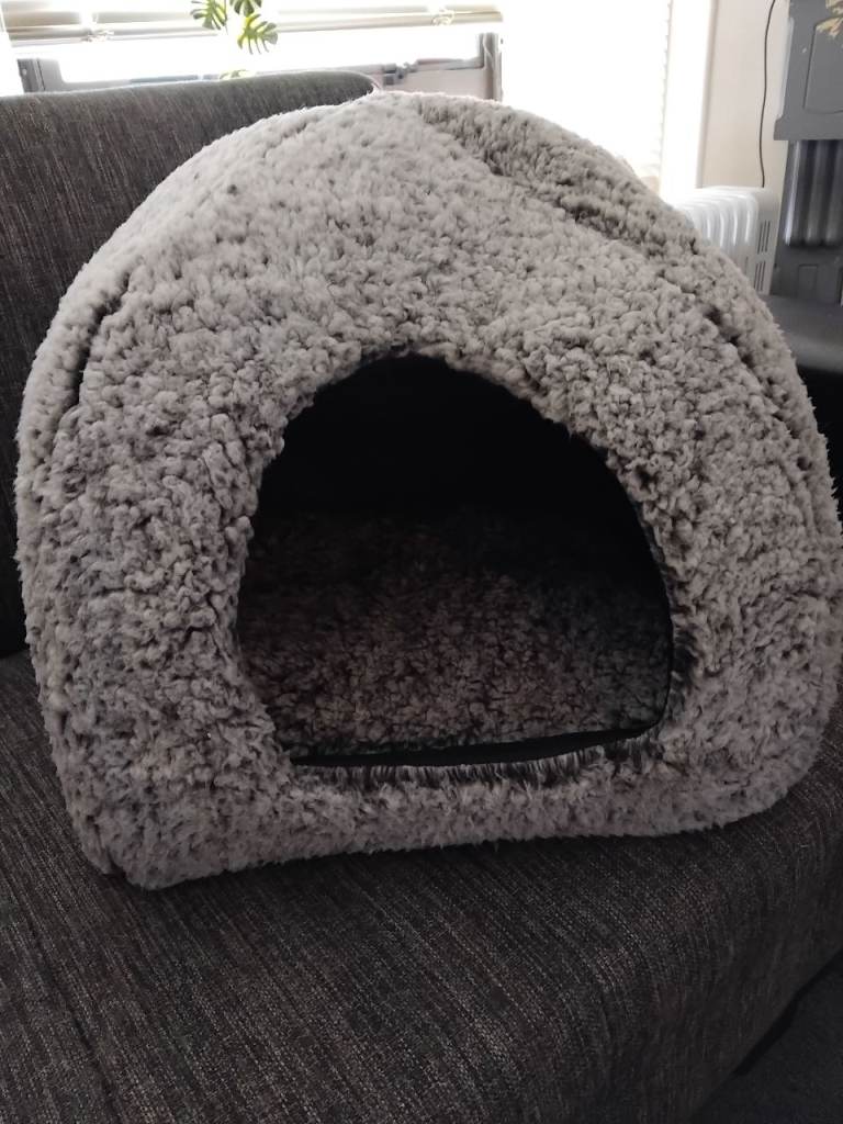Cat bed new grey