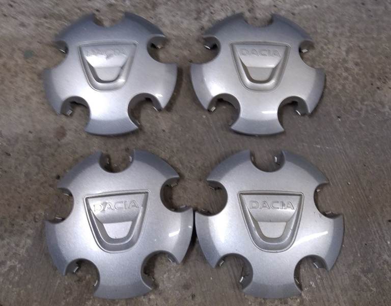 SET OF 4 Dacia Duster 16'' steel wheel centre caps covers not for alloys