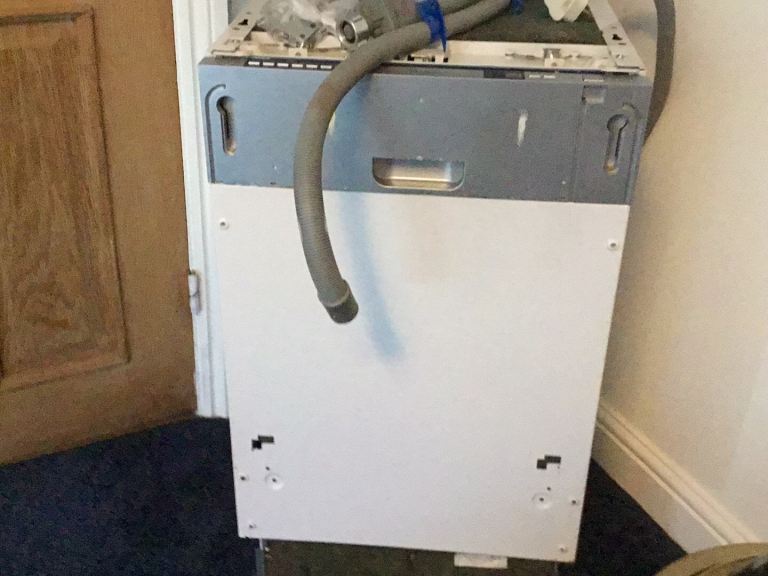 Intergrated dishwasher 