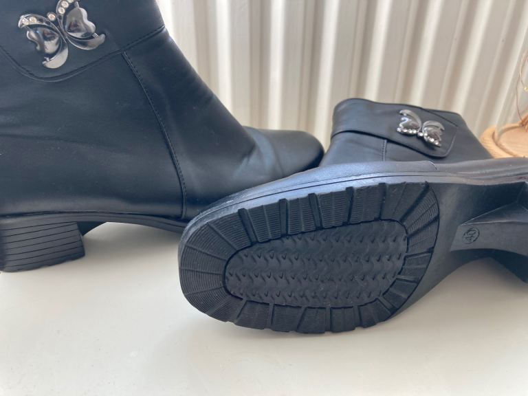 Ankle boots size 7 