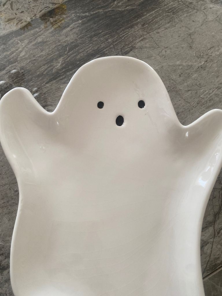 Pair of White Ghost Ceramic Plates Halloween 
