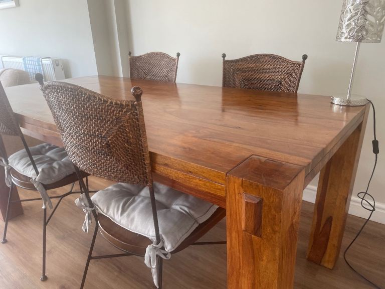 Solid Rosewood dining table very high quality crafted African wood 