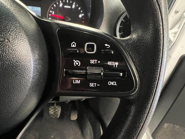 2021 Mercedes-Benz Sprinter 3.5t Progressive Crew Cab Tipper CHASSIS CAB DIESEL Manual