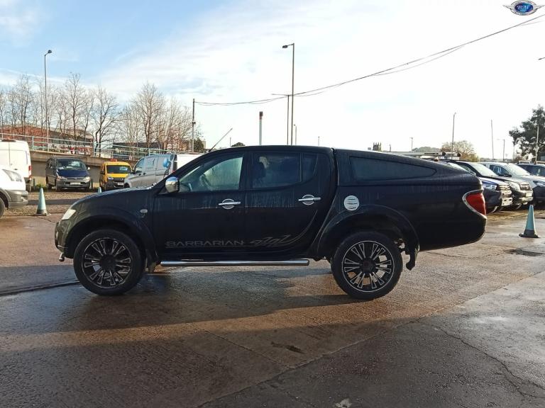 MITSUBISHI L200 2.5 DI-D Barbarian Black Manual Diesel 2010