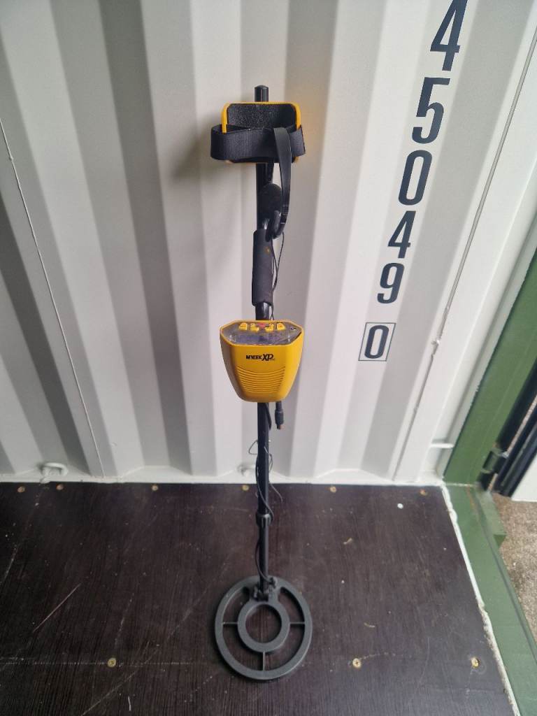MYLEK XP Pro Metal Detector – Yellow, Good Condition