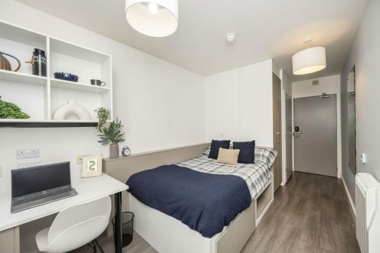 Student Ensuite Room in Edinburgh