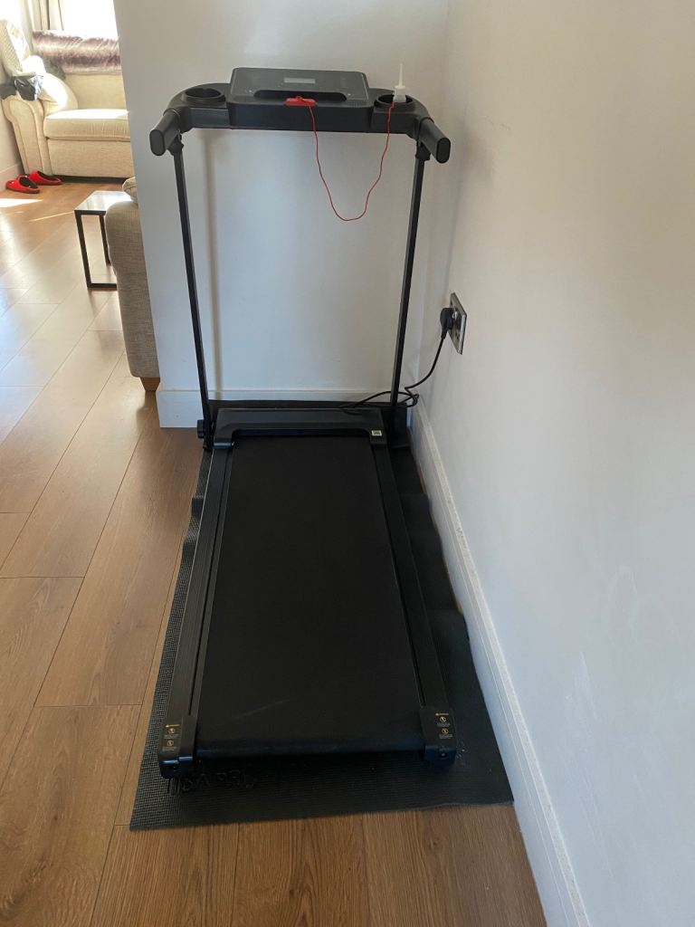 Walking treadmill