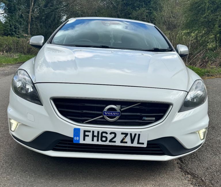 Volvo, V40, Hatchback, 2013, Manual, 1560 (cc), 5 doors