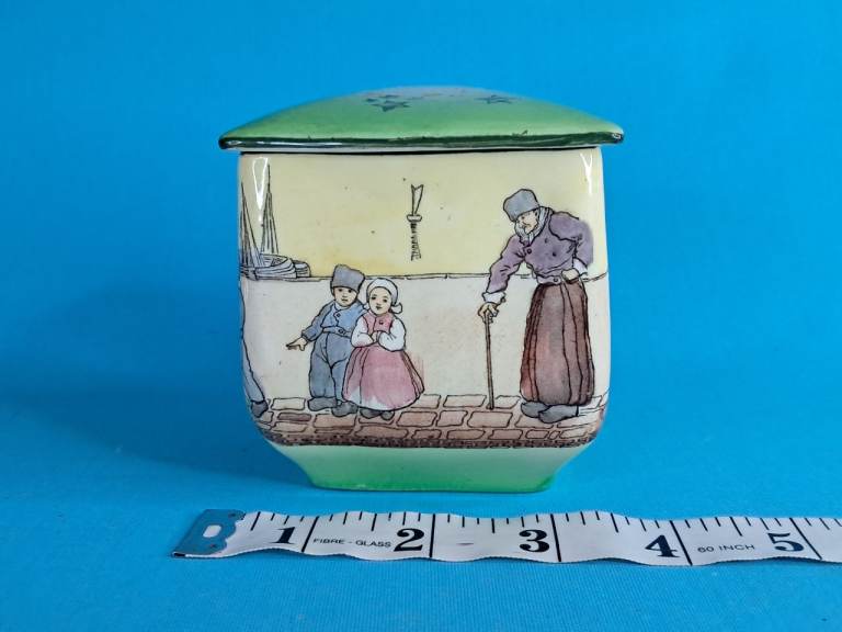 Royal Doulton 'Dutch A - Harlem' series, square lidded box of typical Dutch scene.