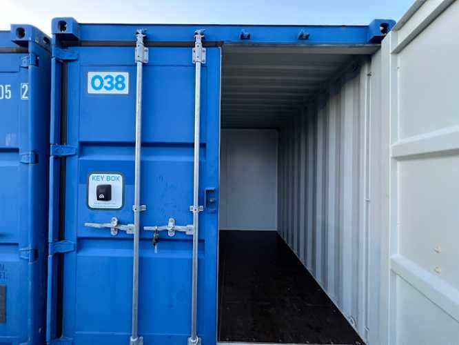 Shipping Container to rent in Gloucester (GL1) | Stashbee
