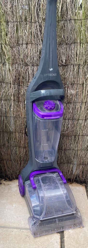 Carpet cleaner 