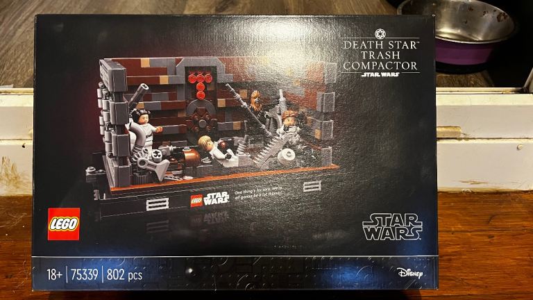 Lego Star Wars trash compractor