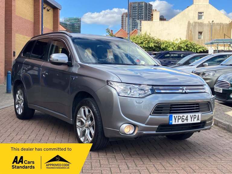 2014 Mitsubishi Outlander 2.0 PHEV GX4hs 5dr Auto ESTATE PETROL/ELECTRIC Automatic