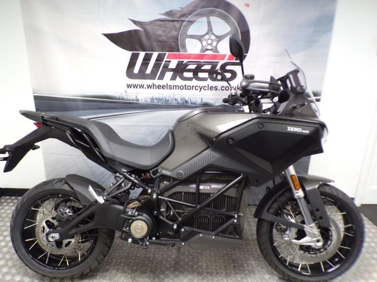 2025 REGISTERED ZERO DSR/X PRE REGISTERED ON A 75 PLATE