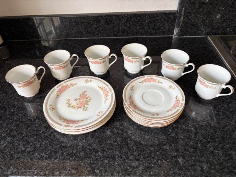 Floral Fine China Tea Set
