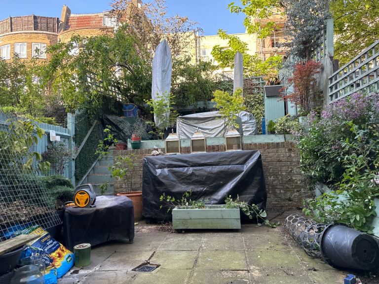 Garden furniture, plants, planters, pots huge clearance most things from £1-£15max!!