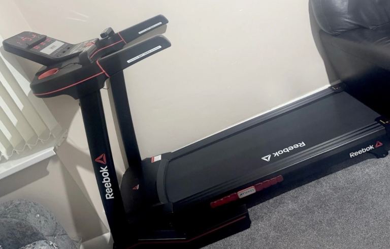 jet 100 reebok treadmill