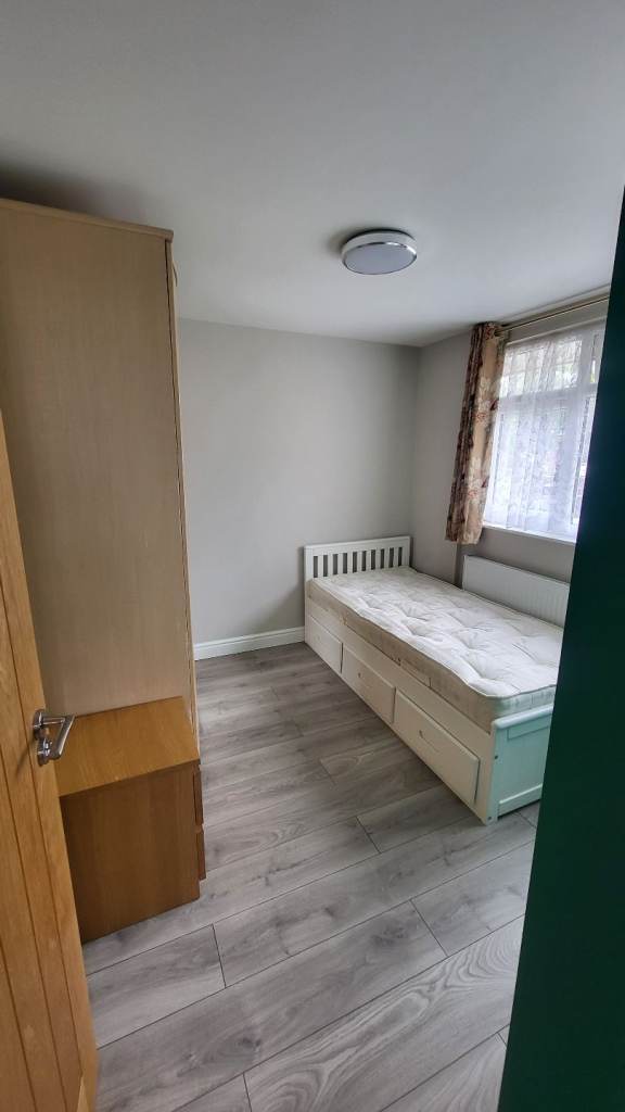 Single room available 